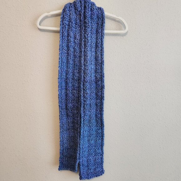 Blue Handmade Knit Scarf - Picture 5 of 5